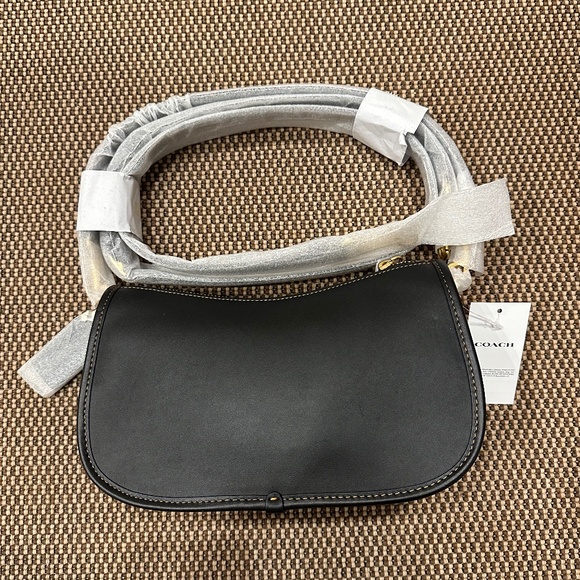 COACH CROSSBODY SWINGER BAG BLACK NWT PERFECT GIFT! - Picture 3 of 16